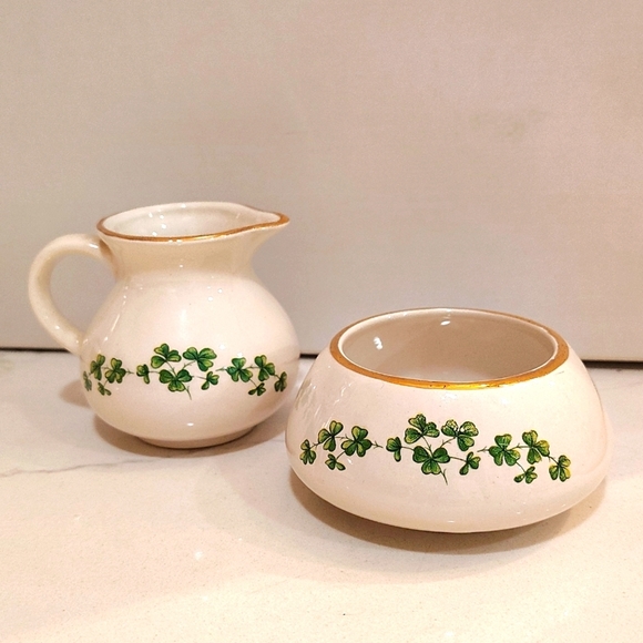 Carrigcraft County Cork Ireland creamer sugar clover print white green gold rim - Picture 1 of 13
